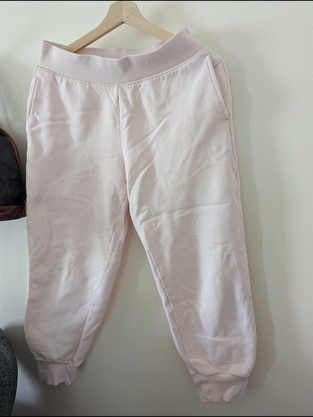 TNA aritzia cozy fleece perfect fit joggers